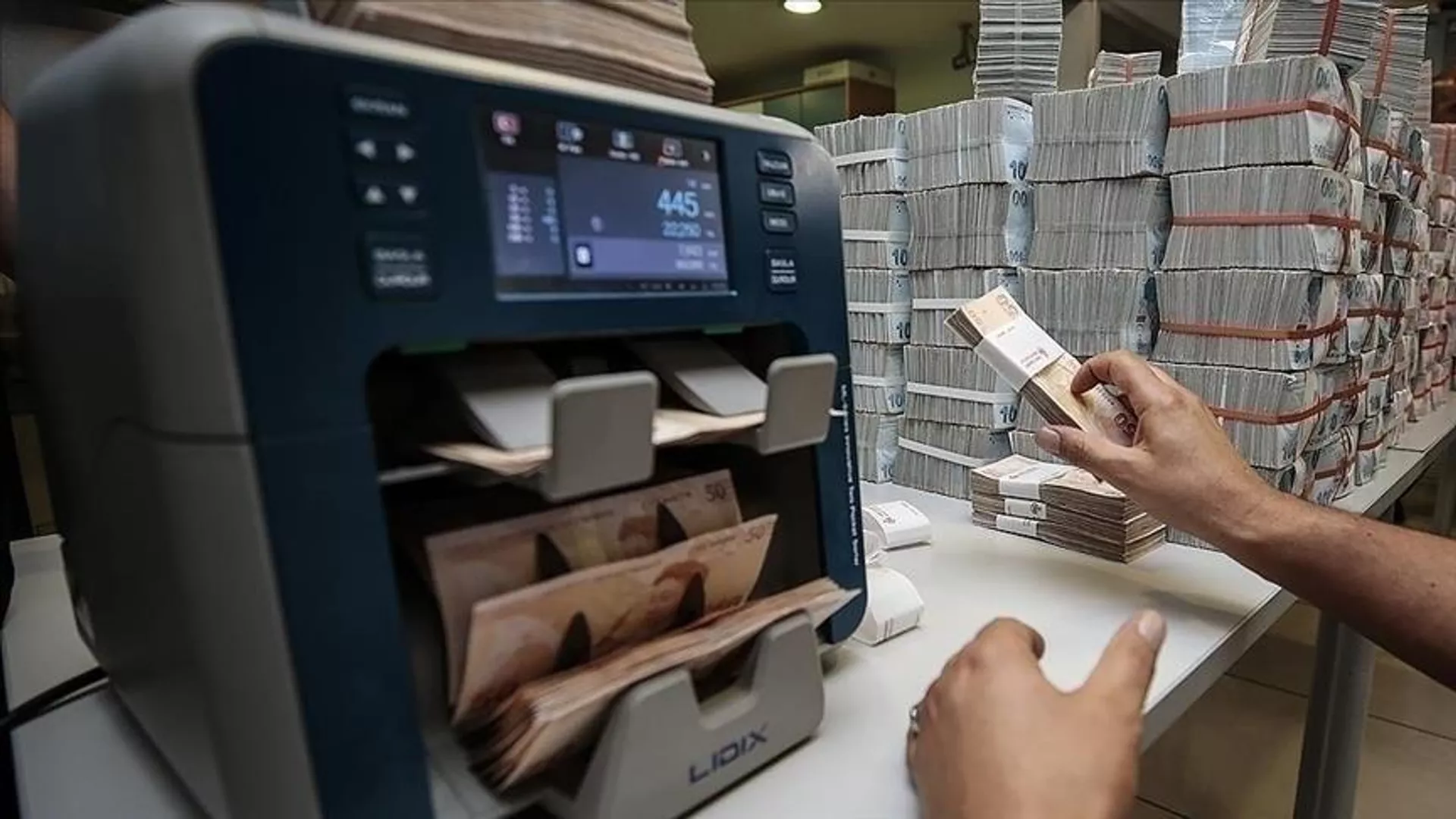 Bankaların sıfır faizli kredi kampanyaları ve kredi limitleri
