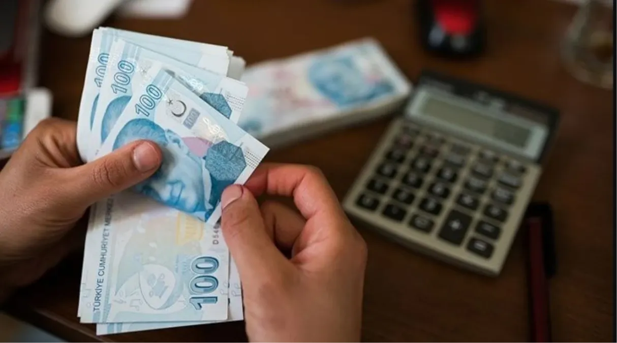 Asgari ücret 2025 yılı zam tahminleri ve sendika açıklamaları.