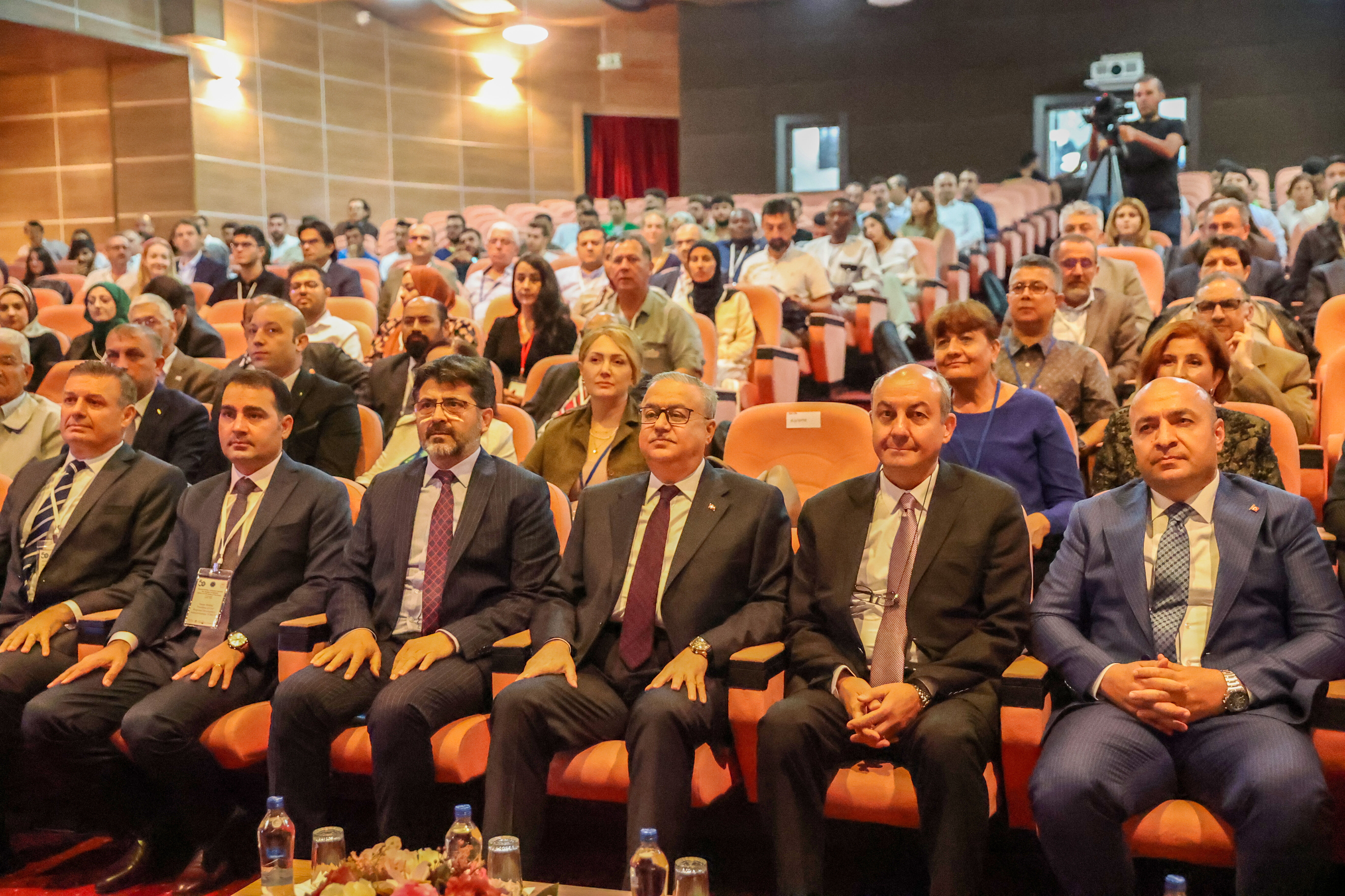 AA-20231002-32294225-32294222-DIYARBAKIRDA_ULUSLARARASI_TARIMSAL_SU_YONETIMI_SURDURULEBILIRLIGI_VE_DIJITALLESME_CALISTAYI_DUZENLENDI