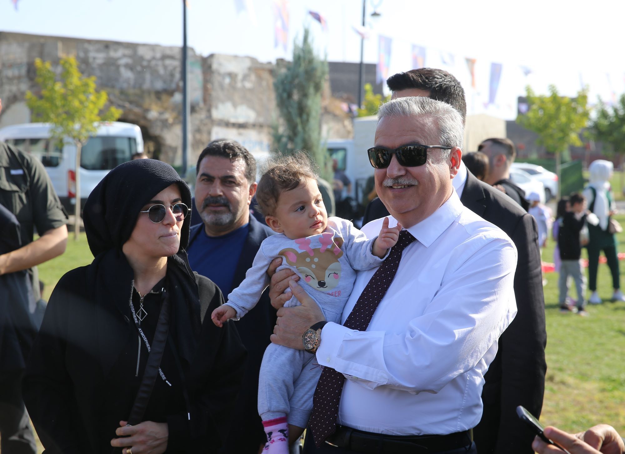AA-20231028-32549507-32549502-DIYARBAKIRDA_CUMHURIYETIN_100UNCU_YILI_KUTLANIYOR