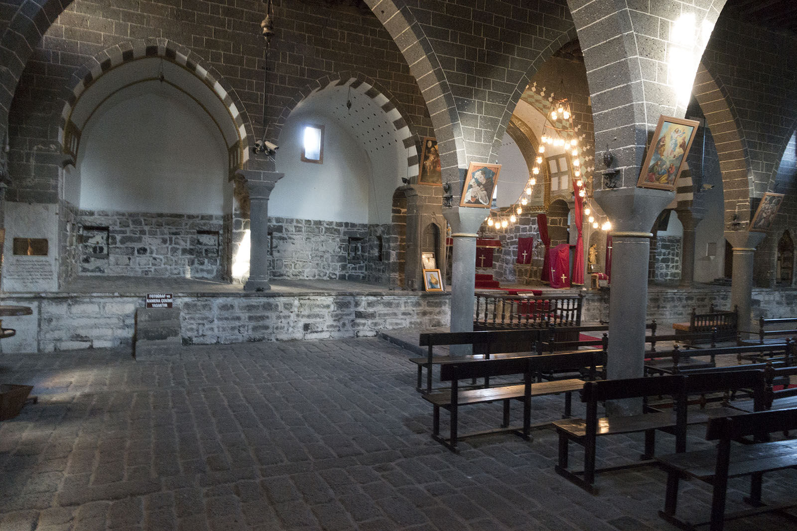 Diyarbakır_Mar_Petyun_Chaldean_Church_1143