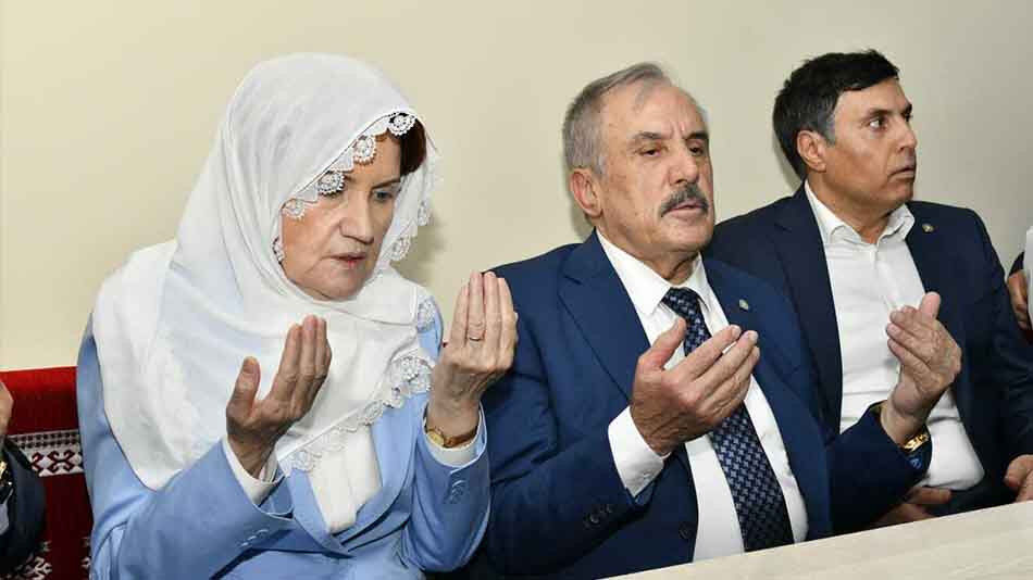 aksener-salim-ensarioglunun-vefat-eden-agabeyi-abdurrahman-ensarioglunun-taziyesine-katildi-150915-20220606