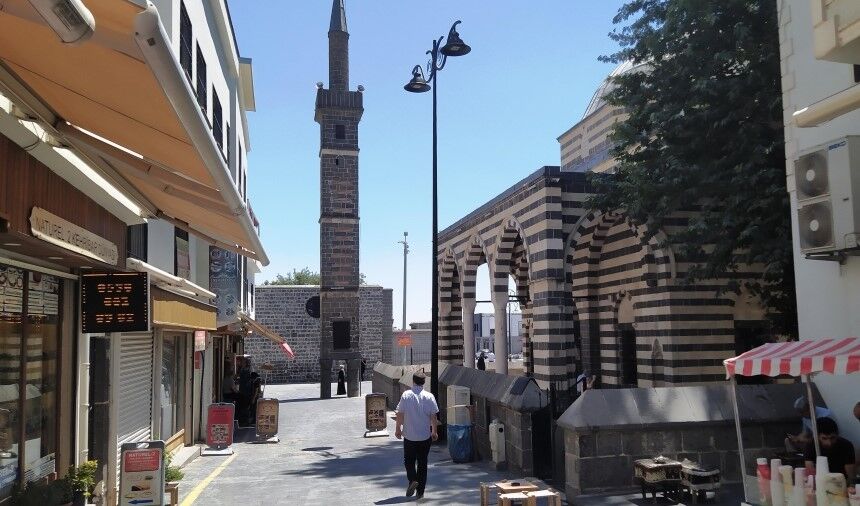 DİYARBAKIRIN KALBİ YANDEKS