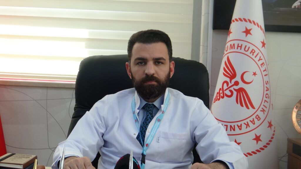 dr-muhammed-asena-uyardi-asi-olmayan-gebeler-risk-altinda-1024x575
