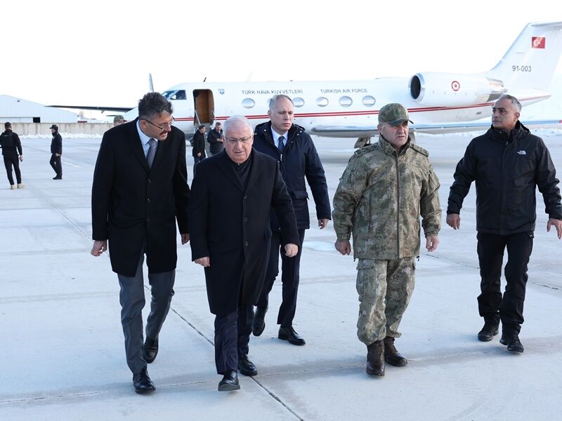 Bakan Guler Hakkari Inceleme