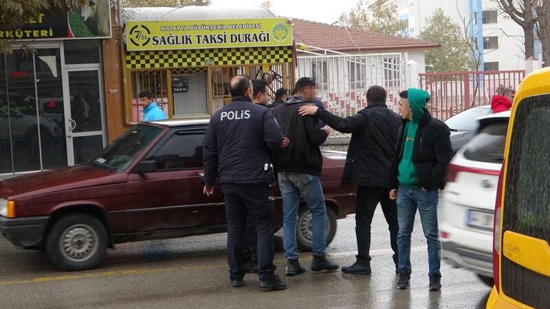 Genc Intihar Girisimi Ikna