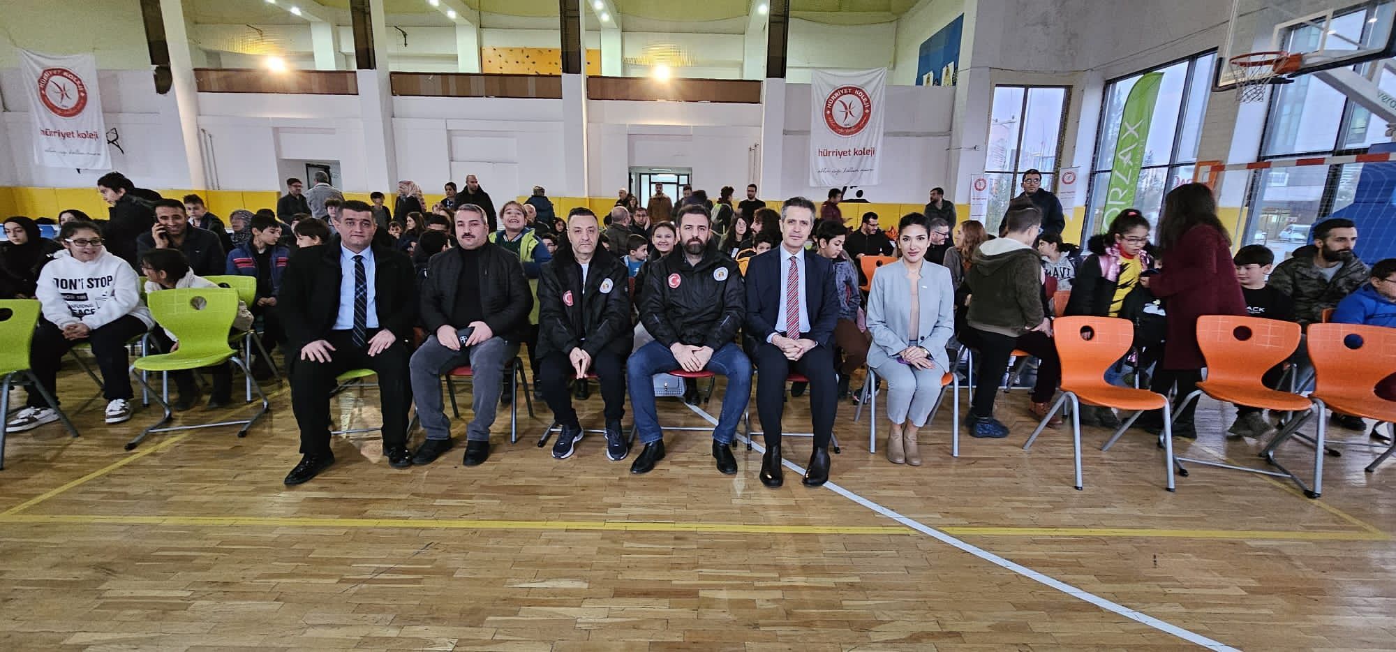 Diyarbakır'da,2 gün süren satranç turnuvasına dereceye girenler ödüllendirildi.-1