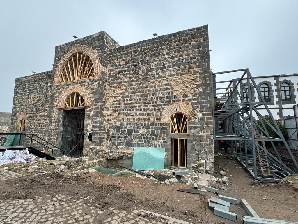 Saint George Kilisesi'nde restorasyon ve güçlendirme çalışmaları devam ediyor.