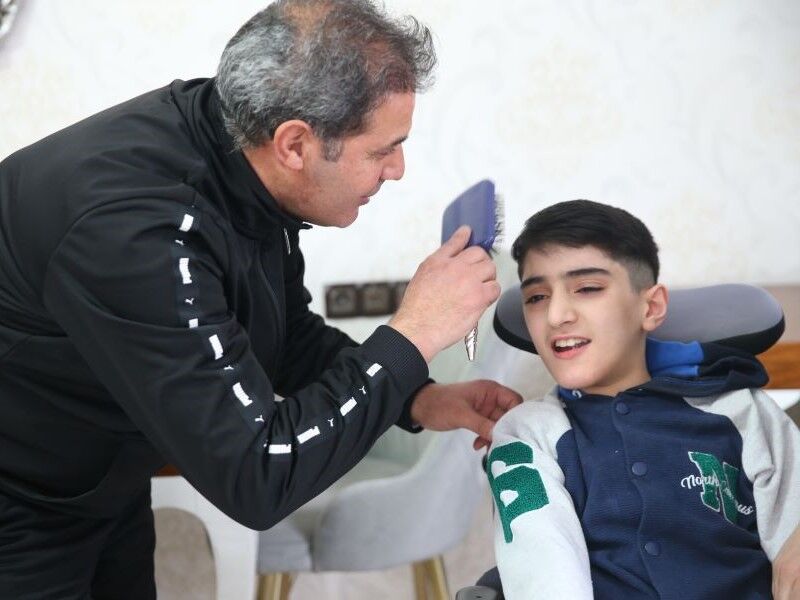 Oğlu için idareciliği bırakan İsmail teyhun, oğluyla aralarında güzel bir bağ olduğunu söyledi.