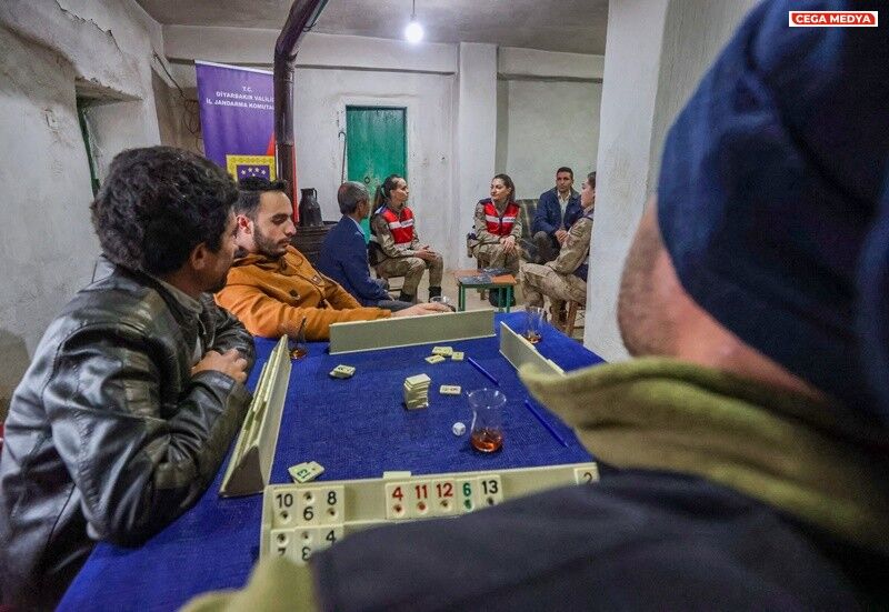 Kadin Astsubaylar Diyarbakir
