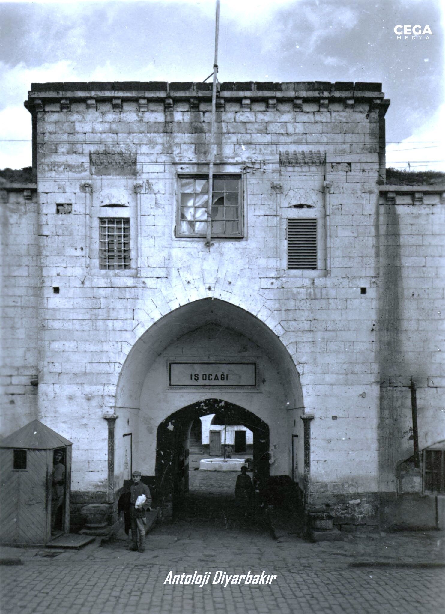 İş Ocaği Deli̇ller Hani Diş
