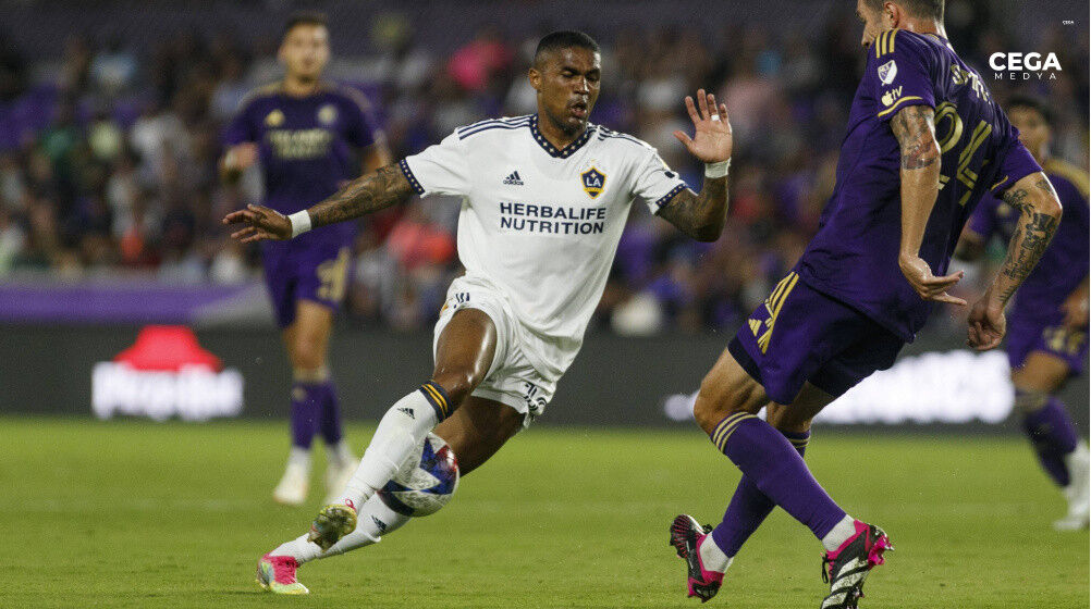 Los Angeles Galaxy Midfielder Douglas Costa 2023 1684314600 107261