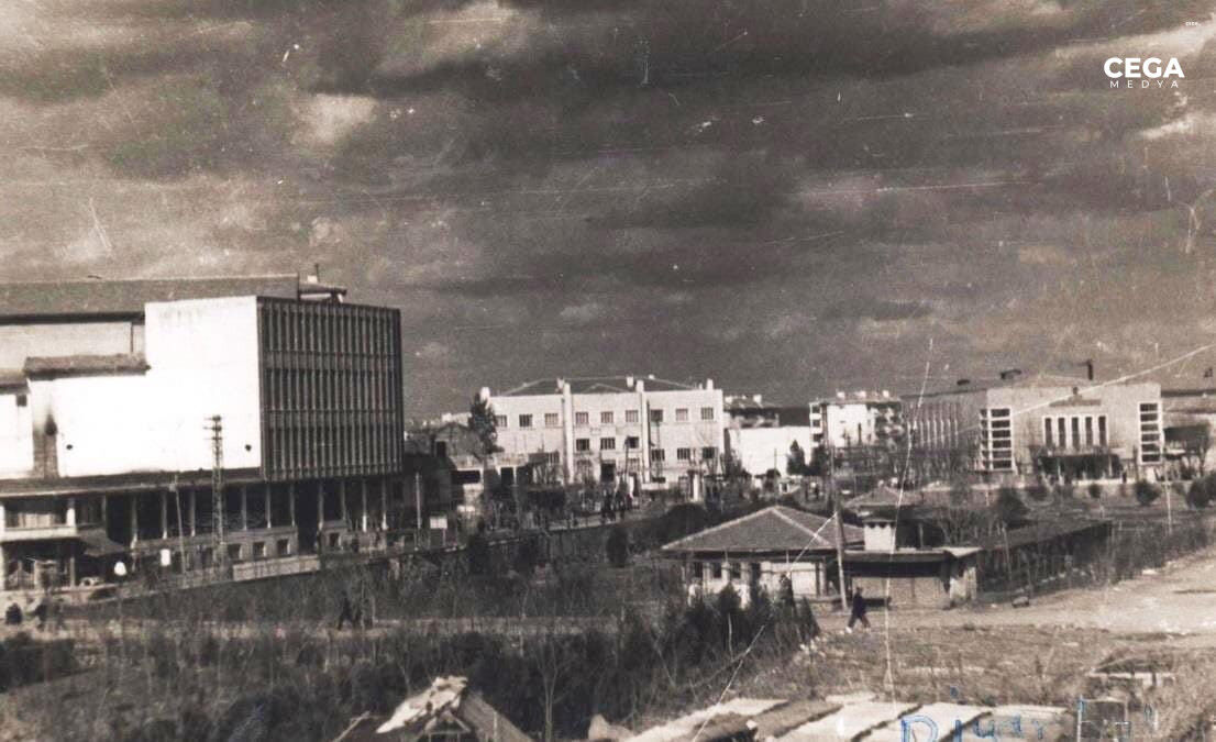 1950 Di̇lan Ordu Evi̇, Yeni̇şehi̇r Si̇ Emi̇rgan