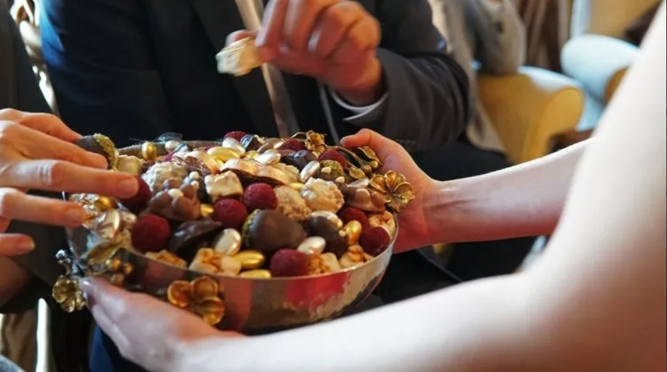 Ramazan Bayramı 2025 için eşe, dosta ve aileye özel en anlamlı bayram mesajları