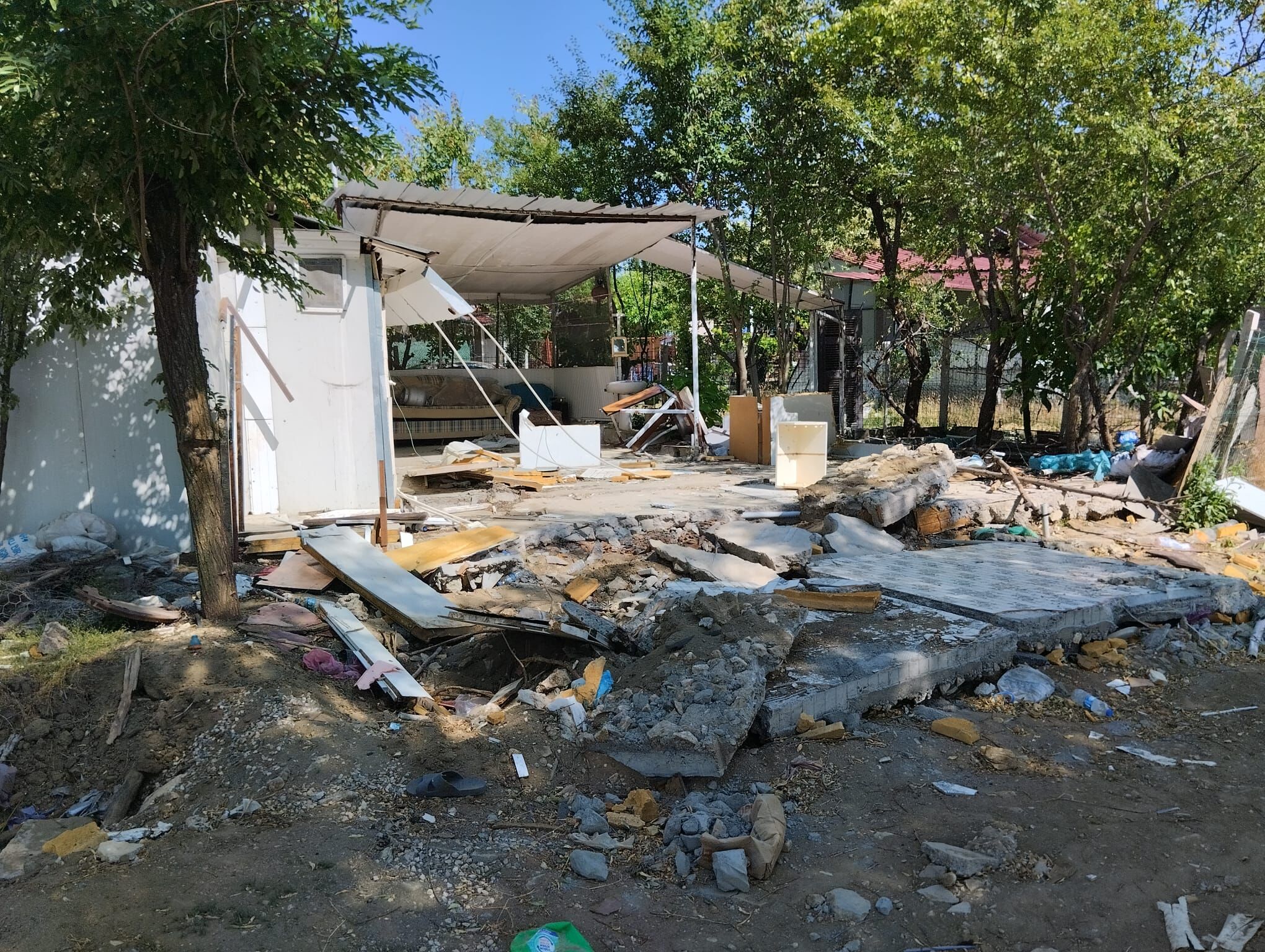 Diyarbakır'ın gözdesi olan yerde tapusuz yapılar kaldırıldı