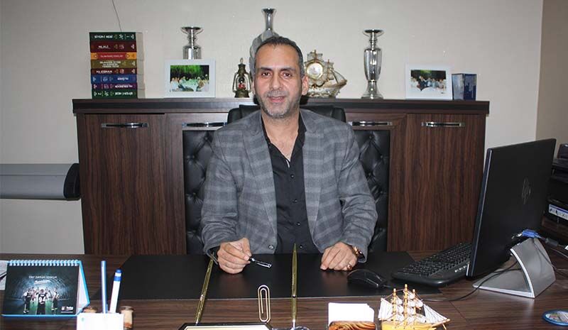 Foto 1528834826