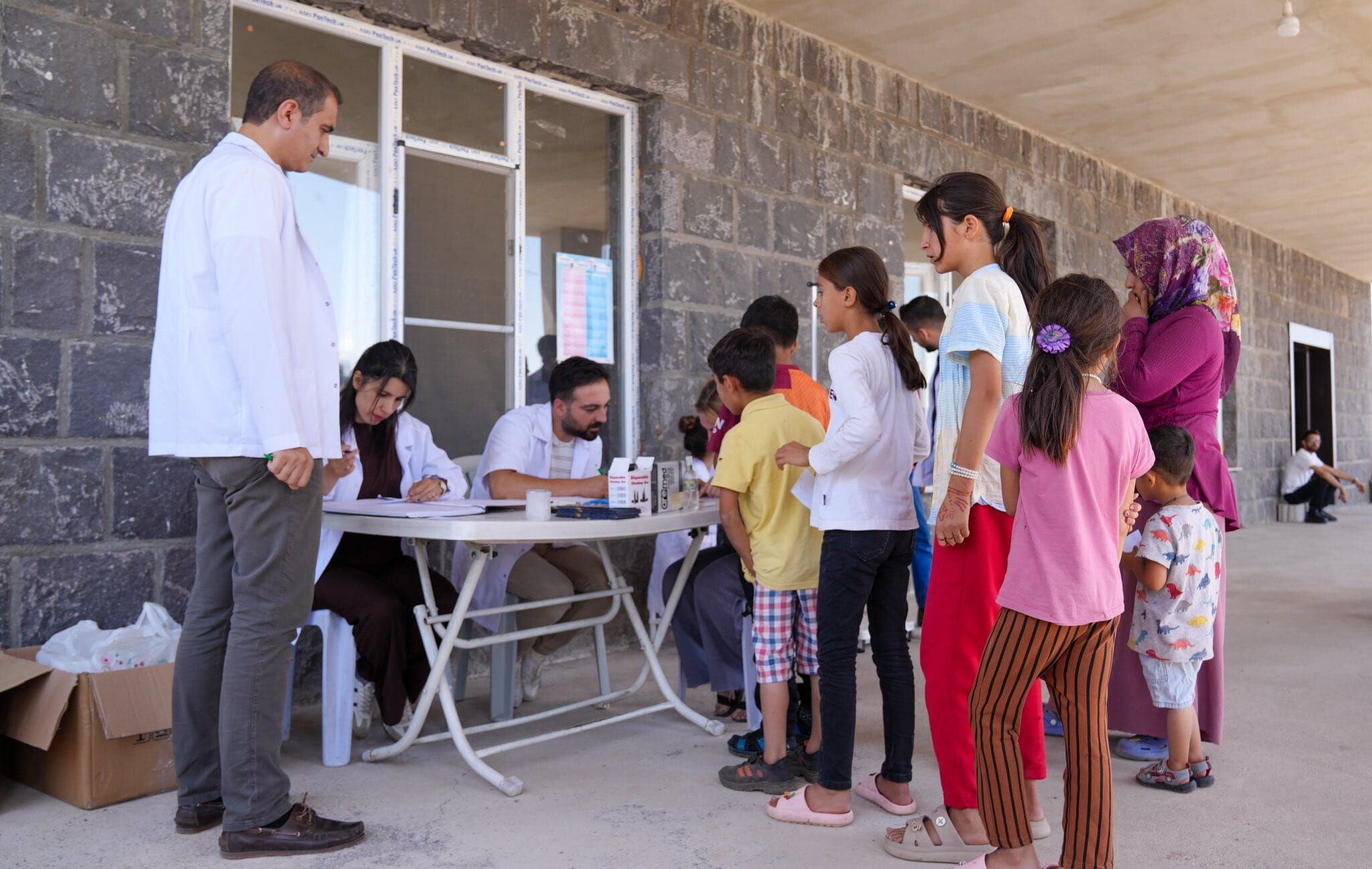 Diyarbakır’da kadınlara tarama, çocuklara destek