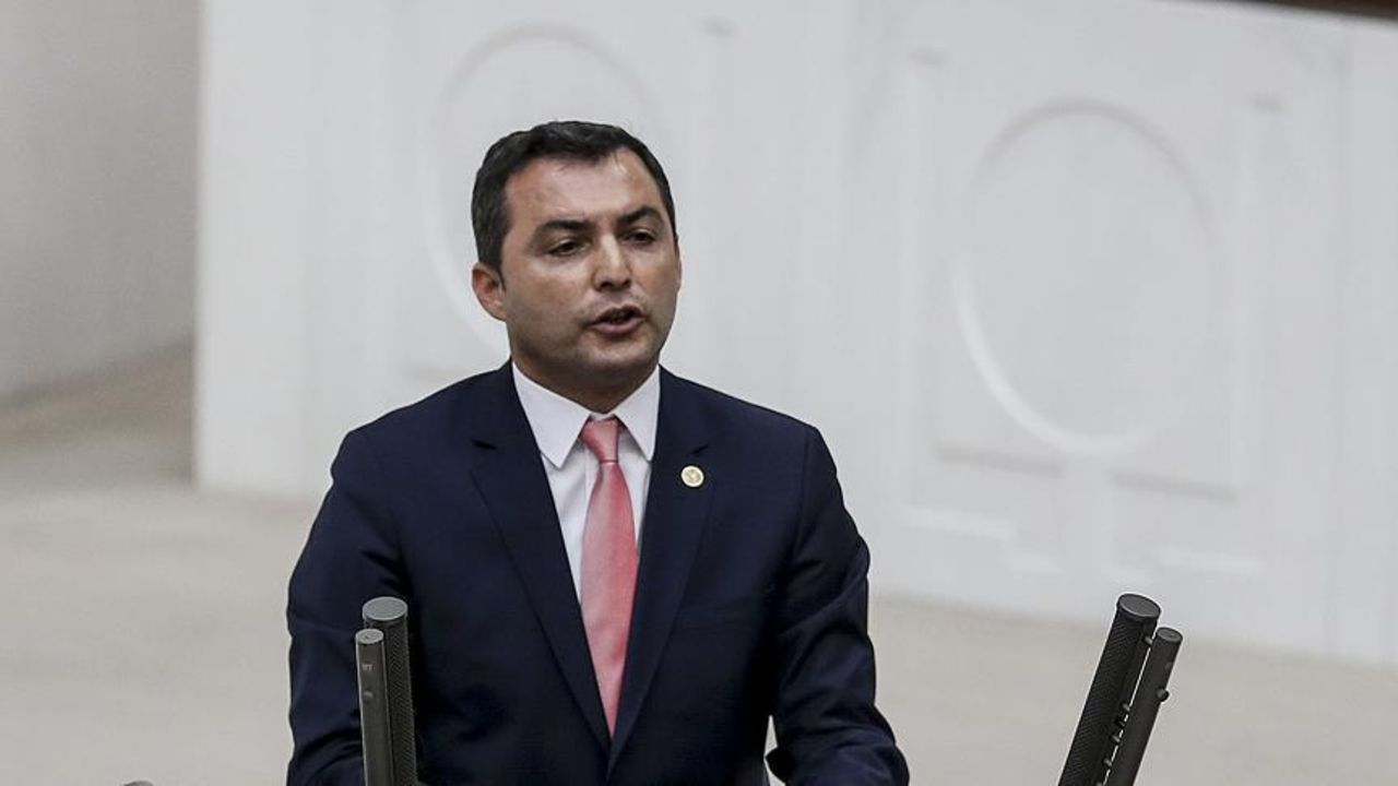 Niyazi Nefi Kara Kimdir