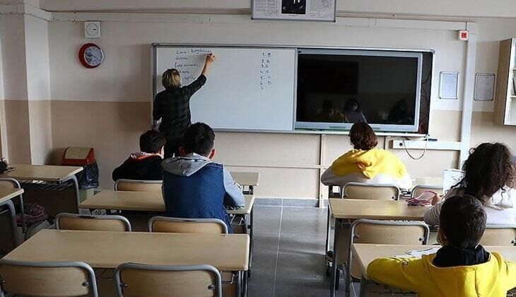 Ücretli öğretmenlik başvuru şartları