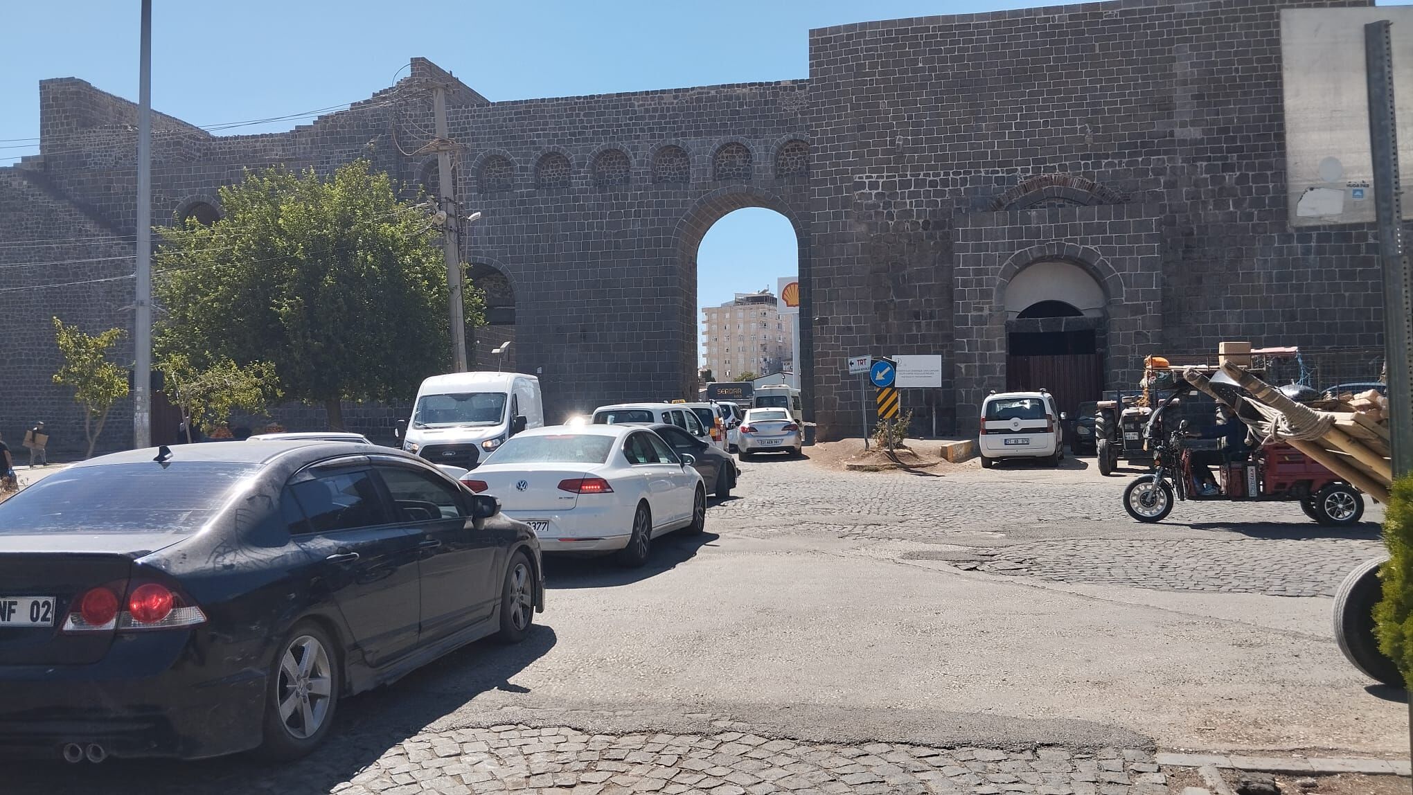 Diyarbakır surları tehlikede mi? 