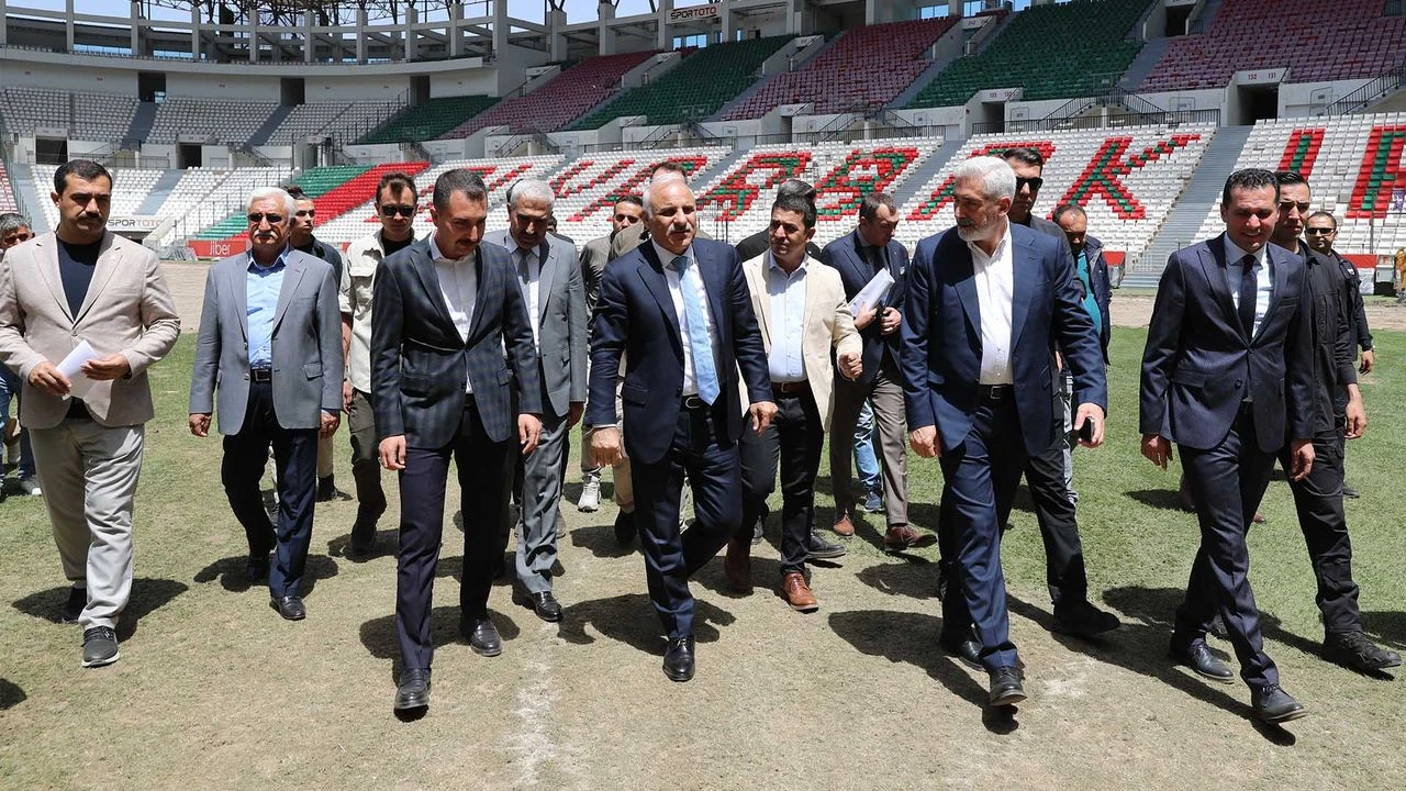 Diyarbakir Valisi Zorluoglu Amedsporu Super Lige Cikarma Hedefimiz Var