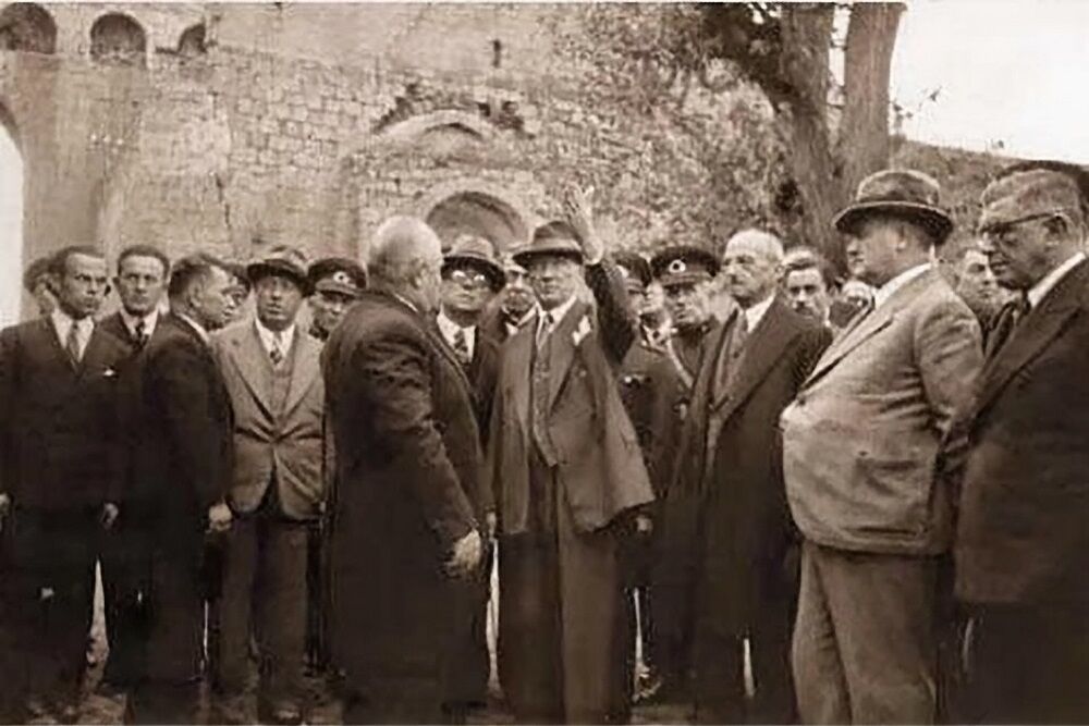 Ataturk 4