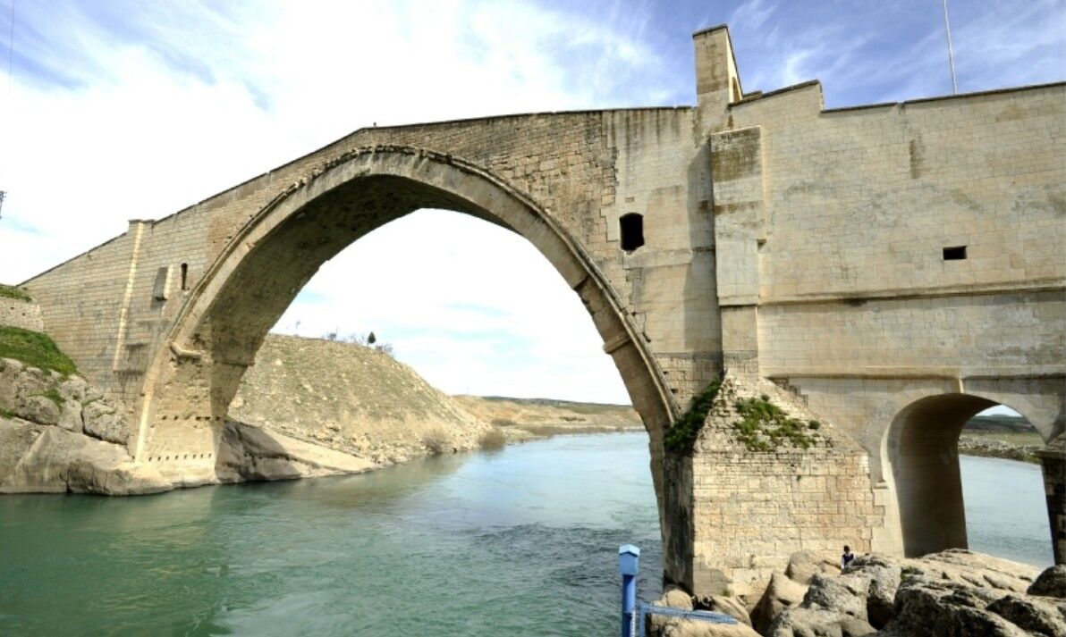 Diyarbakır'da yer alıyor ve dünyanın en genişi