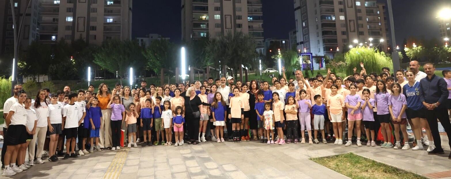 Diyarbakır’da 2 bin 120 öğrenciye spor malzemesi desteği