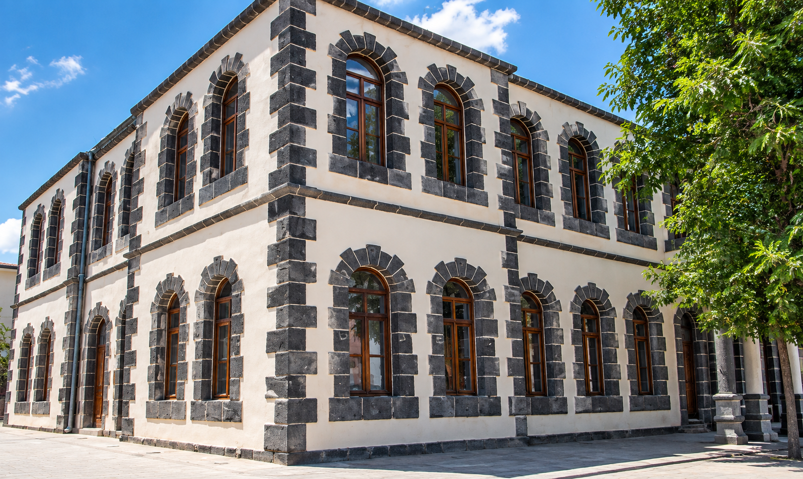 Diyarbakır’ın 124 yıllık binasının bilinmeyen hikâyesi