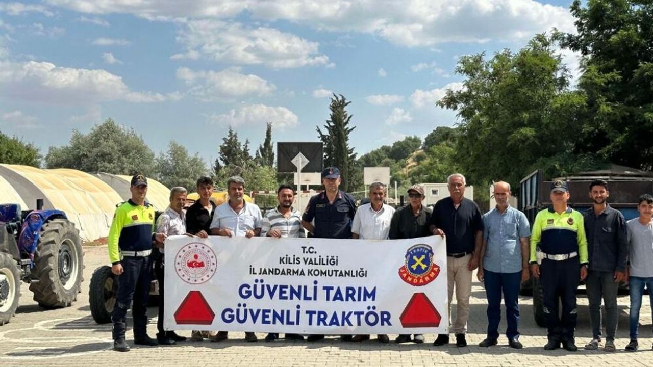 Kilis'te traktör sürücülerine eğitim verildi