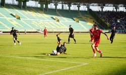 Amedsporlu futbolcudan Kürtçe veda
