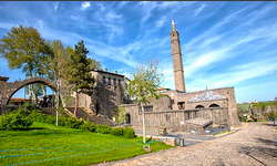 Diyarbakır'a atandılar, koltuklarına oturamadılar