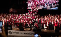 Türkiye’nin ilk tıp fakültesinde 199. dönem mezuniyeti heyecanı
