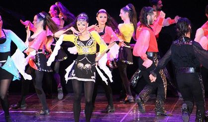 Milyonlarca sanatseverin izlediği gösteri Diyarbakır'da