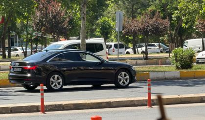 Diyarbakır’da yollar sürücüleri çileden çıkarıyor