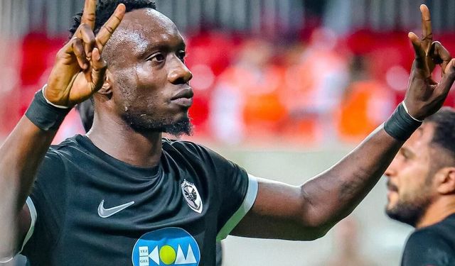 Amedspor’dan tarihi adım, forma’da ilk kez Kürtçe slogan