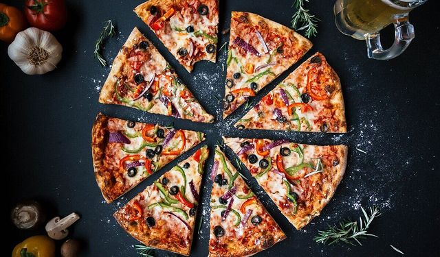 Şırnak'ta pizza yiyen 4 kişiden biri öldü