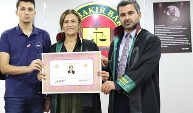 Tahir Elçi'nin eşi  Diyarbakır'daki Barodan kaydını sildirdi