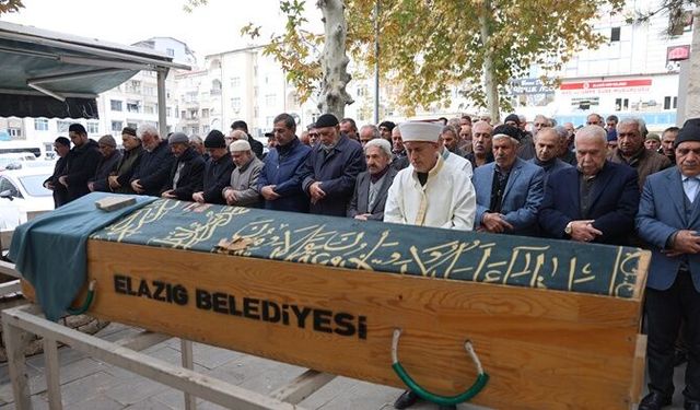 95 yaşındaki Kore gazisi son yolculuğuna uğurlandı