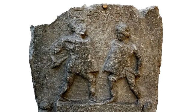Roma'da kadın gladyatörler de varmış