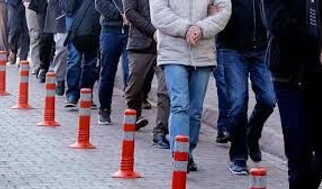 Kaçakçılık operasyonlarında 55 kişiye gözaltı