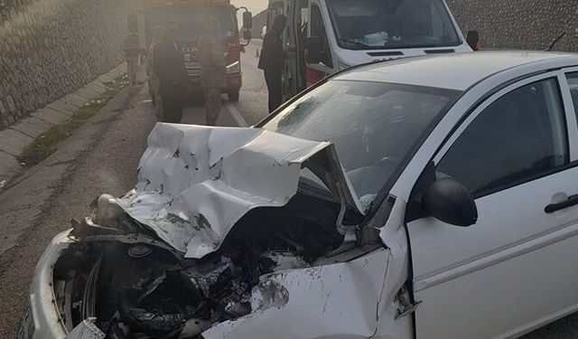 Elazığ’da kaza: 3 yaralı