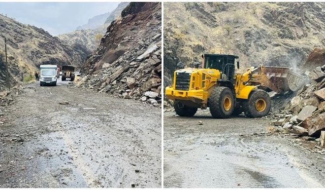 Kaya parçaları yolu ulaşıma kapattı