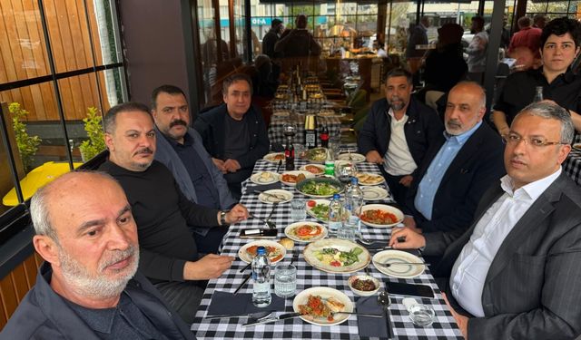 Amedspor’un 4 başkan ile STK başkanlarını buluşturan açılış