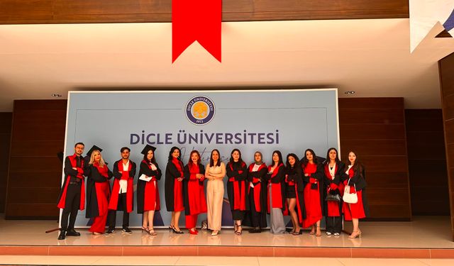 Diyarbakır'da mezuniyet sevinci sürüyor
