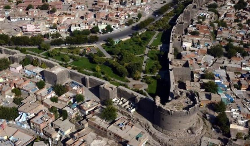 Diyarbakır’da mahkeme onadı, 78 yıllık tapu el değiştirdi