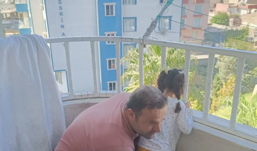 Cizre'de 4 yaşındaki çocuğun kafası demir korkuluğa sıkıştı