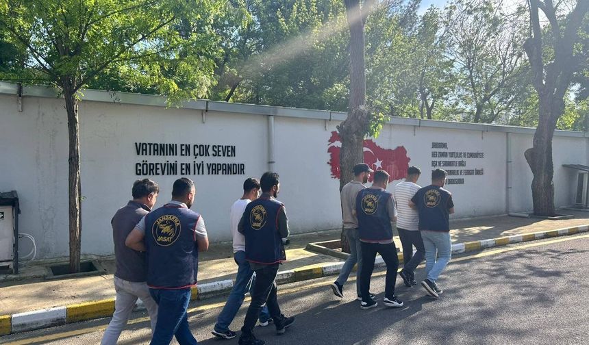 Diyarbakır'da 162 kişi yakalandı