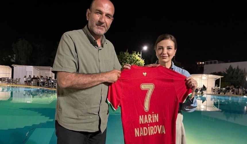Amedspor’un 7 dil bilen yöneticisi Diyarbakır’da