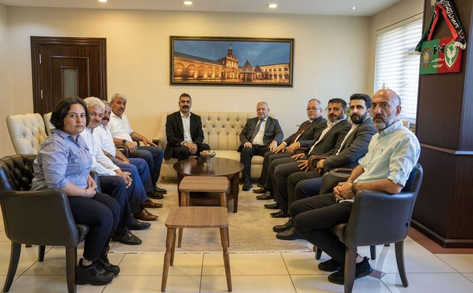 Gelecek Partili Vekilden Diyarbakır Büyükşehir Belediyesi'ne ziyaret